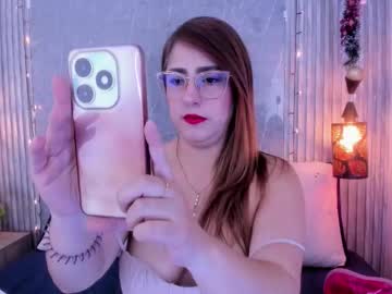 Emili__Hot Chaturbate stream image from December 11, 2025