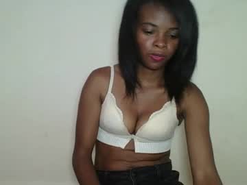 Mayalabelle Chaturbate stream image from December 11, 2025