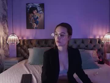 Nia__S Chaturbate stream image from December 11, 2025