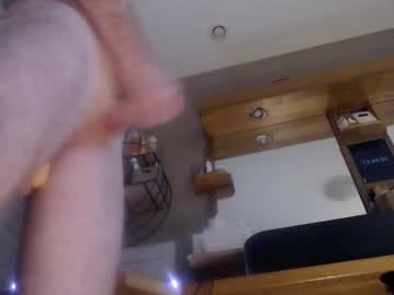 Petitloup86 Chaturbate stream image from December 11, 2025