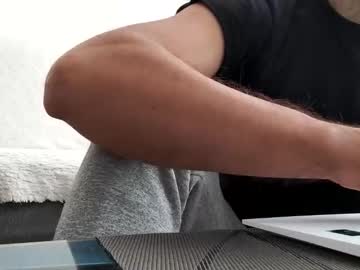 Tomgas02 Chaturbate stream image from December 11, 2025