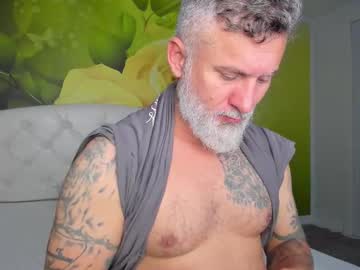 Blowmyxxl Chaturbate stream image from December 11, 2025