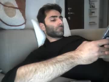 Kikkus01 Chaturbate stream image from December 11, 2025