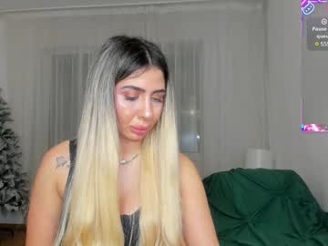 Belle_Hallle Chaturbate stream image from December 11, 2025