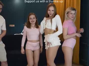 Enchantedlace Chaturbate stream image from December 11, 2025
