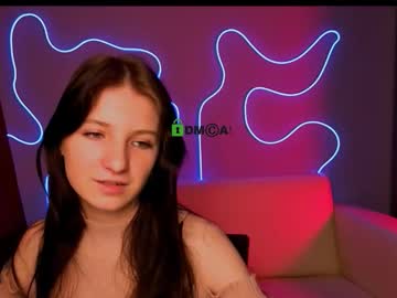 Yumi_Luvvv Chaturbate stream image from December 11, 2025