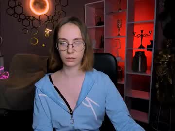 Akkura_Fizy Chaturbate stream image from December 11, 2025