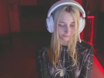 Alonbaby Chaturbate stream image from December 11, 2025