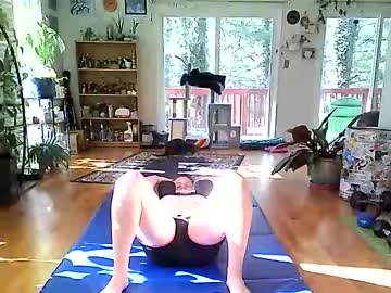 Hotteahoney Chaturbate stream image from December 11, 2025
