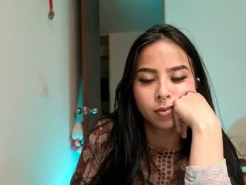 Mencia_Sharmaa Chaturbate stream image from December 11, 2025