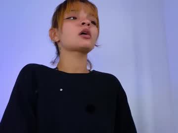 Softy19 Chaturbate stream image from December 11, 2025