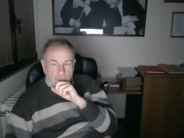 Hanscooper Chaturbate stream image from December 11, 2025