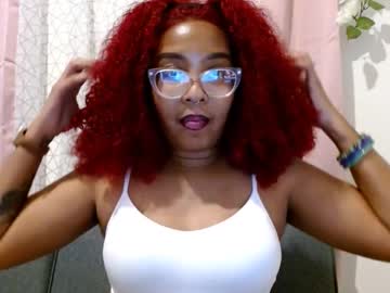 Tinaheartxo Chaturbate stream image from December 11, 2025