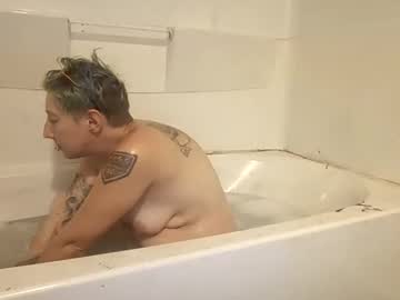 Spookyqueen69 Chaturbate stream image from December 11, 2025