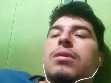 Chilehot28 Chaturbate stream image from December 12, 2025