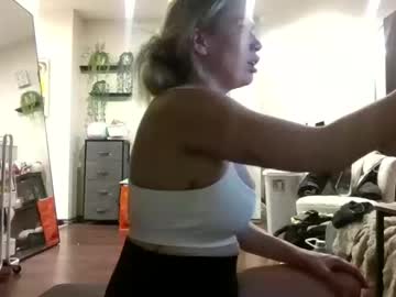 Kianaxxx602399 Chaturbate stream image from December 12, 2025