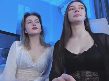 Luxrayi Chaturbate stream image from December 12, 2025