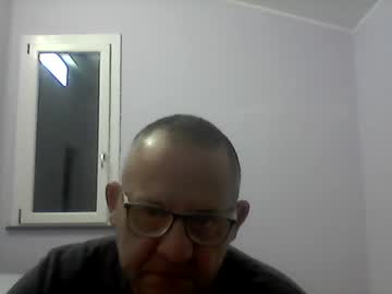 Pongo72 Chaturbate stream image from December 12, 2025