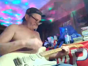 Busterbuttplug Chaturbate stream image from December 12, 2025