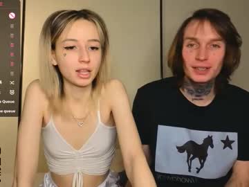 Chaturloves Chaturbate stream image from December 12, 2025