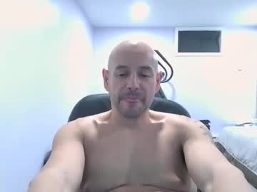 Mworlton9 stream image from December 12, 2025