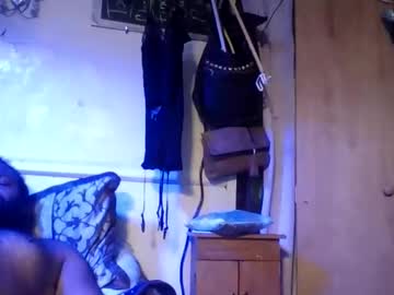 Mossymoss3 Chaturbate stream image from December 12, 2025