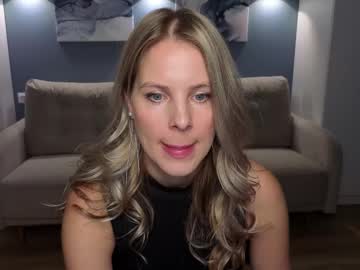 Melaniebennett Chaturbate stream image from December 12, 2025