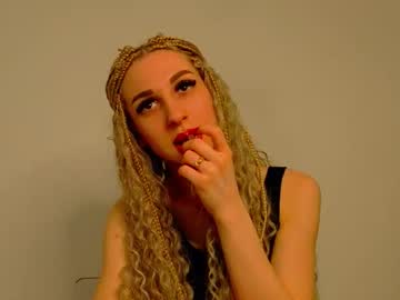 Sia_A Chaturbate stream image from December 12, 2025