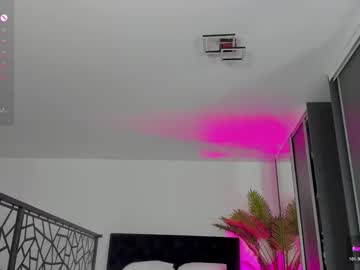 Curlyanto Chaturbate stream image from December 12, 2025