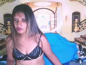 Indianhunnie69 Chaturbate stream image from December 12, 2025