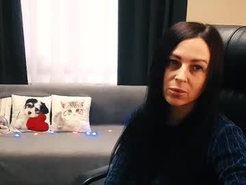 Timeparadice Chaturbate stream image from December 12, 2025