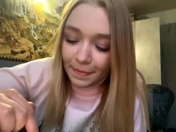 Cherryleija Chaturbate stream image from December 12, 2025