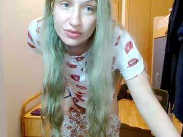Satinqueen90 Chaturbate stream image from December 12, 2025