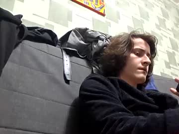 Kittyaster Chaturbate stream image from December 12, 2025