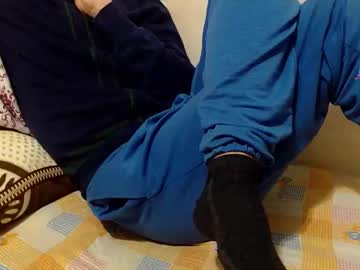Alexdelarge323 Chaturbate stream image from December 12, 2025
