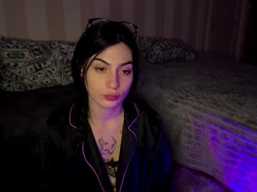 Radiant_Luna Chaturbate stream image from December 12, 2025