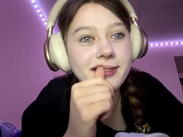 Jamilaballensky Chaturbate stream image from December 12, 2025