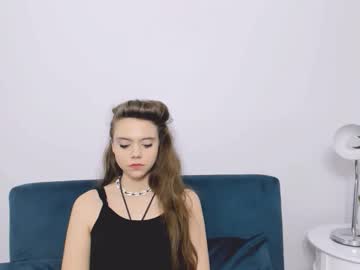 Lilaslim Chaturbate stream image from December 12, 2025
