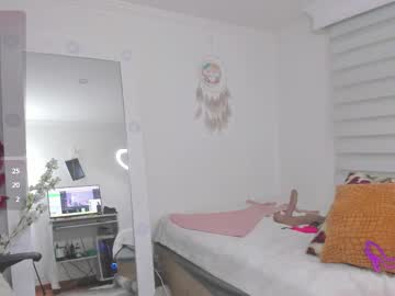 Sharonvelvet Chaturbate stream image from December 12, 2025