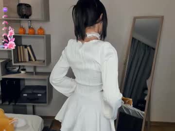 Neldaestey Chaturbate stream image from December 12, 2025
