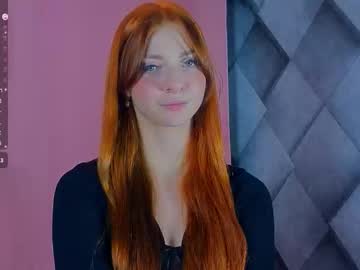 Sophiemu11er Chaturbate stream image from December 12, 2025