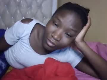 Olwami4 Chaturbate stream image from December 12, 2025
