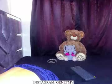 Roxanne_Tay Chaturbate stream image from December 12, 2025