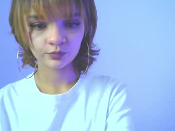 Softy19 Chaturbate stream image from December 12, 2025