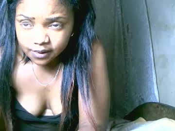 Blonddarling0069 Chaturbate stream image from December 12, 2025