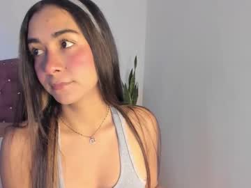 Lyzzi_Smith01 Chaturbate stream image from December 12, 2025
