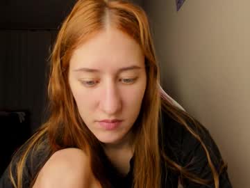 Adellqueen Chaturbate stream image from December 12, 2025