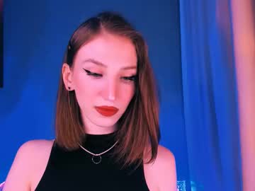 Ellaamber Chaturbate stream image from December 12, 2025