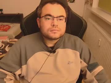 Latexboy893 Chaturbate stream image from December 12, 2025