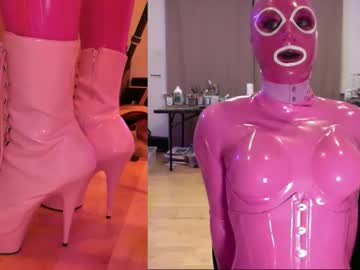Pinklatexgurl Chaturbate stream image from December 13, 2025